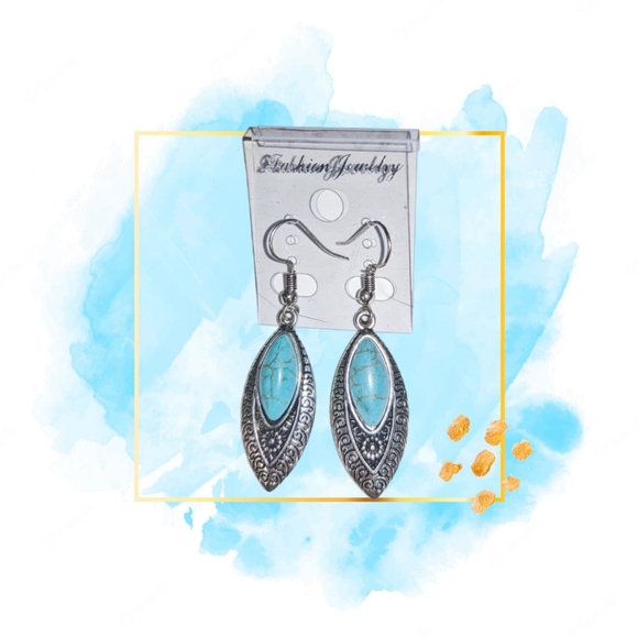Jewelry - 👣4/$20. Silver Tone Earrings w/Faux Turquoise